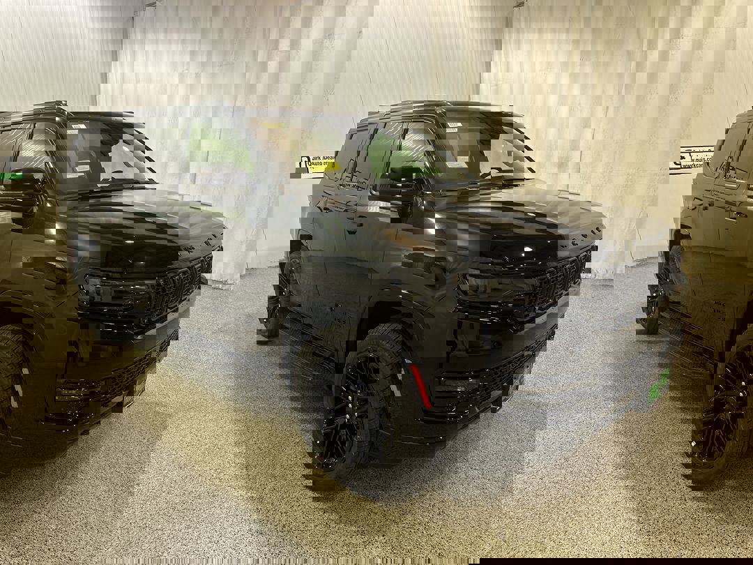 2025 Jeep Wagoneer Series II's photo