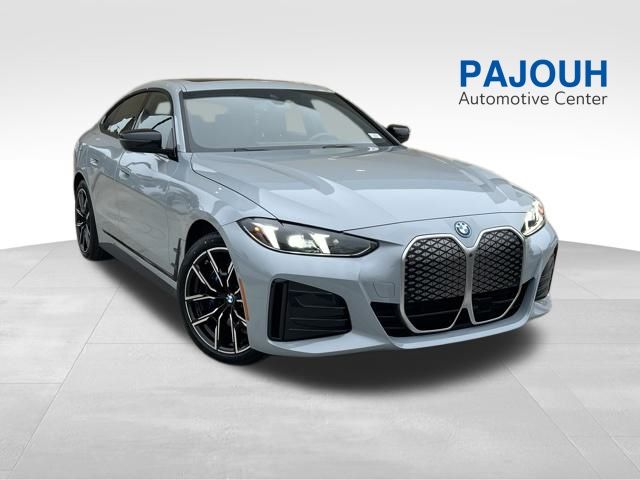 2025 BMW i4 40's photo