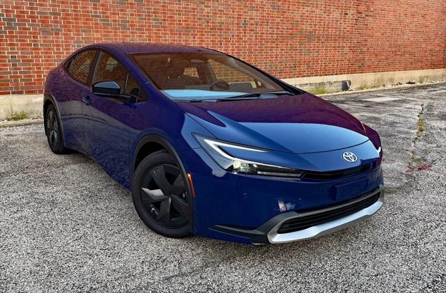 2023 Toyota Prius LE's photo