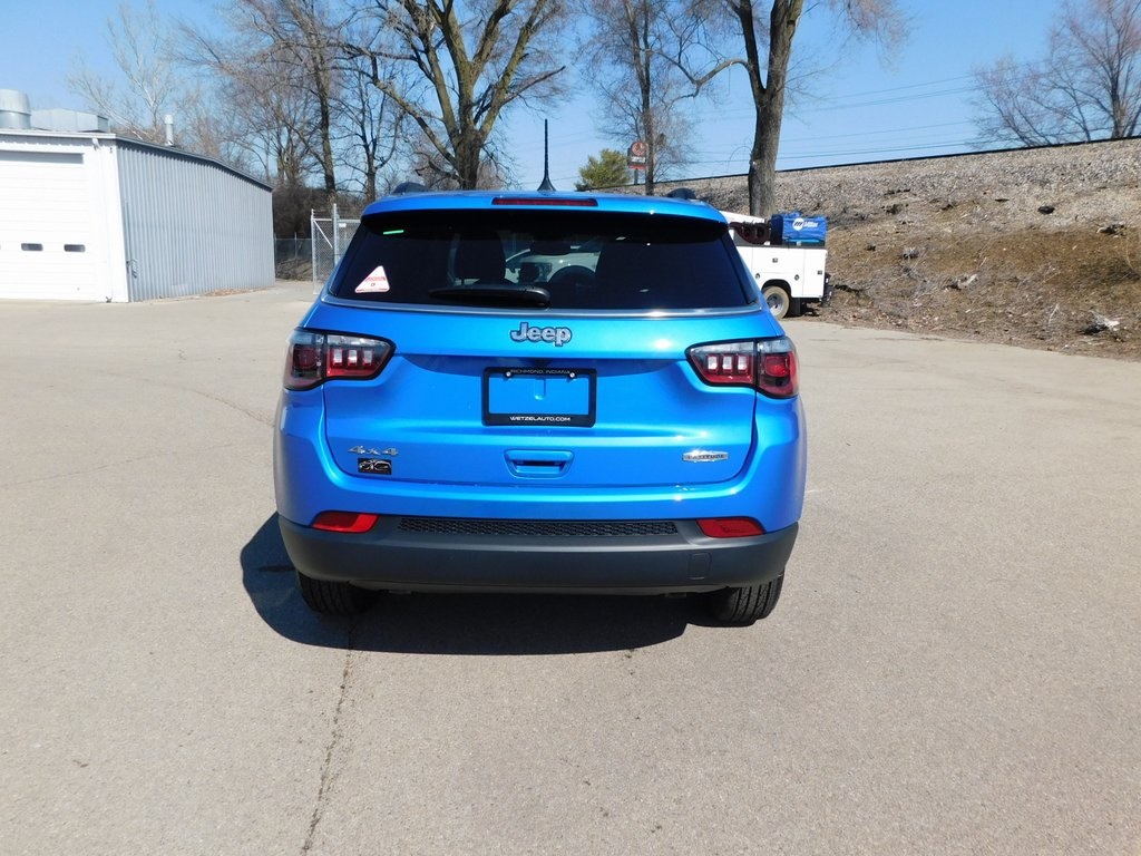 2025 Jeep Compass Latitude photo 4