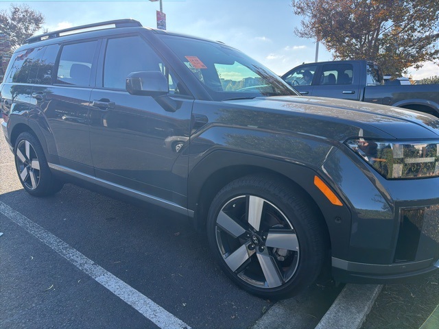 2025 Hyundai Santa Fe Limited's photo