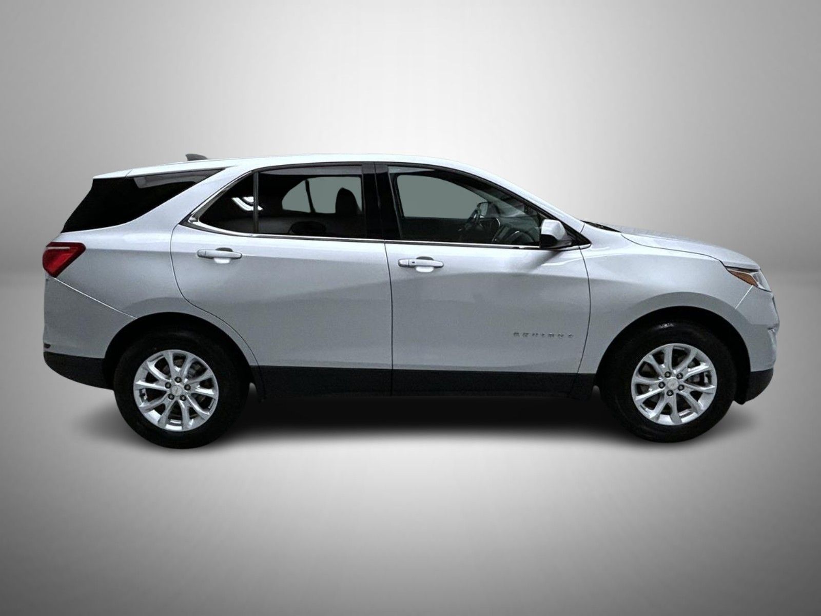 2020 Chevrolet Equinox LT photo 4
