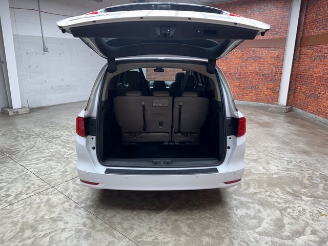 2023 Honda Odyssey Touring photo 23