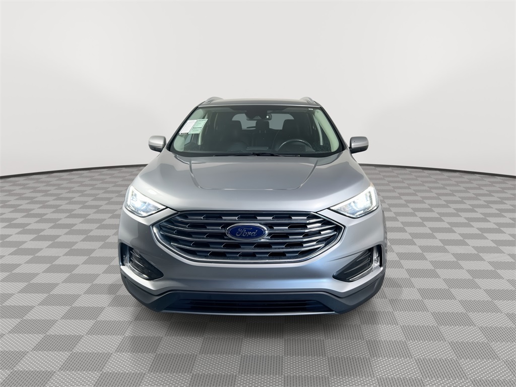 2022 Ford Edge SEL photo 3