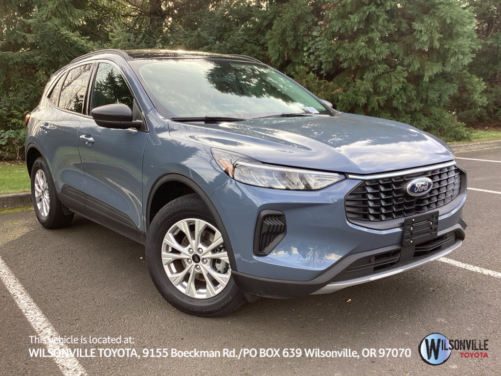 2024 Ford Escape Active's photo