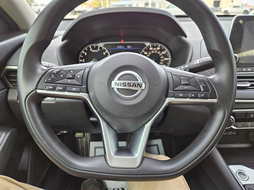 2020 Nissan Altima 2.5 S photo 10