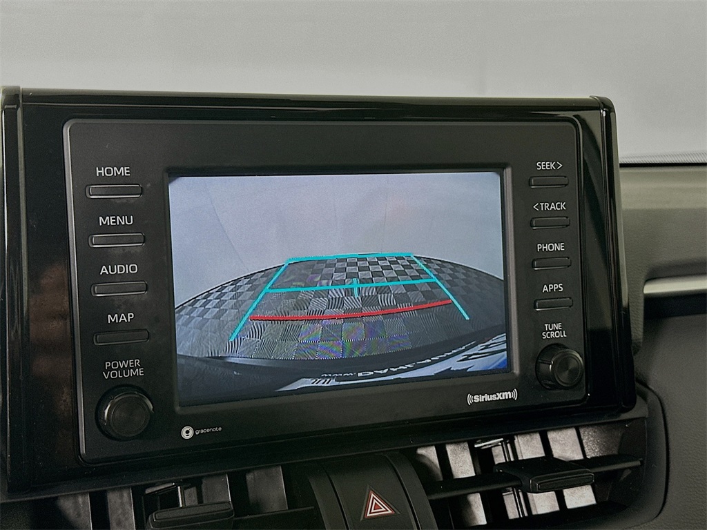 2022 Toyota RAV4 XLE photo 19