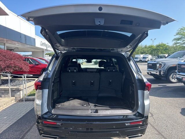2025 Buick Enclave Sport Touring photo 24