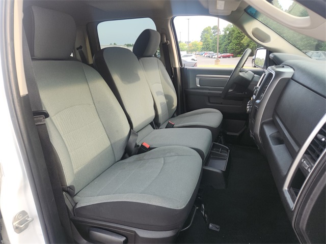 2022 Ram 1500 Classic SLT photo 17