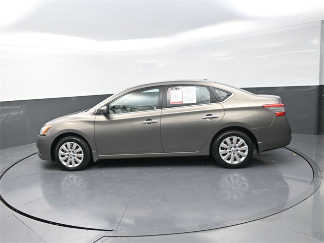 2015 Nissan Sentra SV photo 4