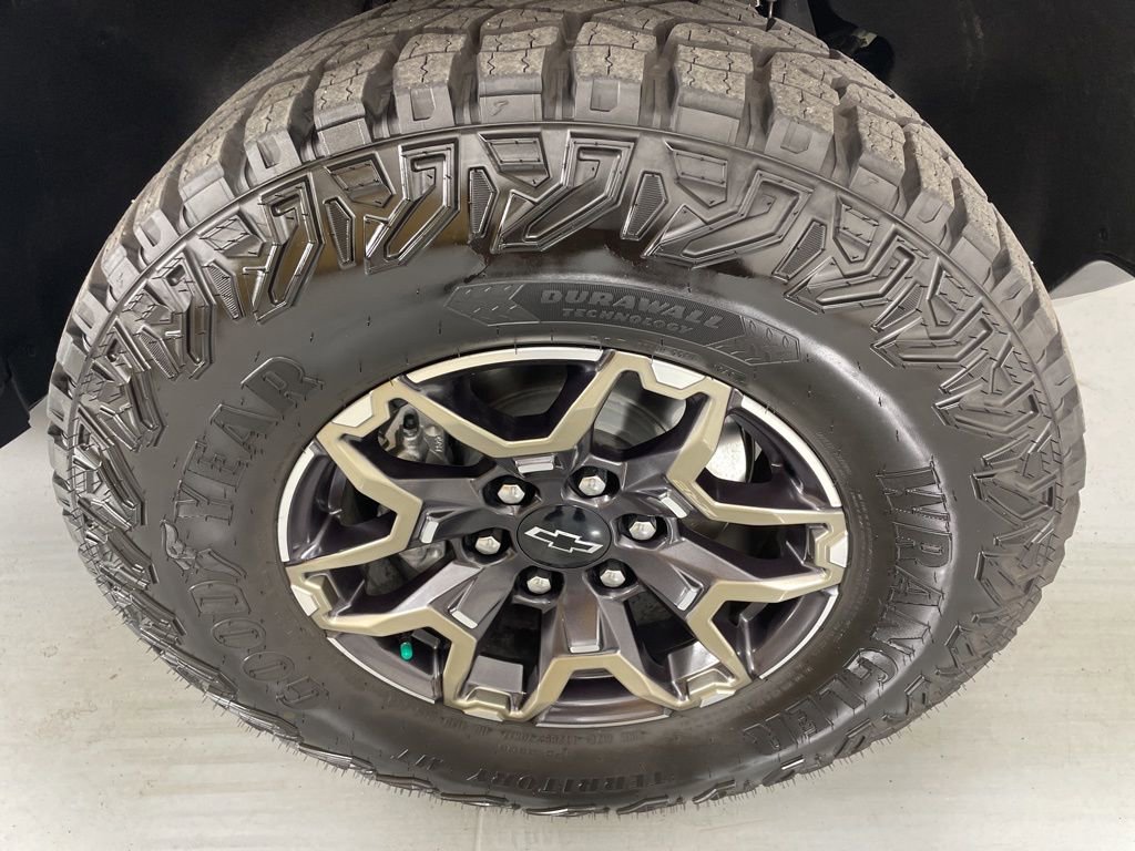 2025 Chevrolet Colorado ZR2 photo 11