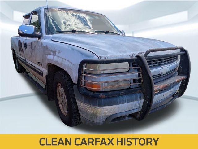 1999 Chevrolet Silverado 1500 LS photo 3