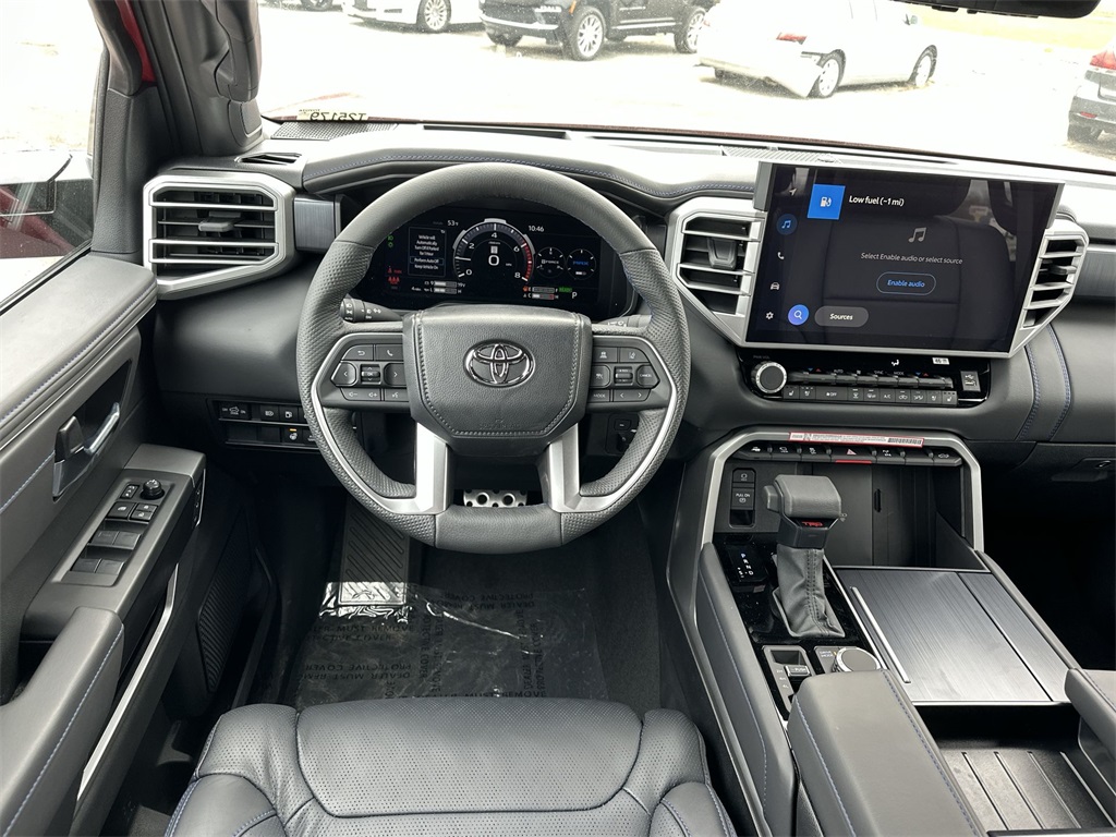2025 Toyota Tundra Platinum CrewMax photo 14