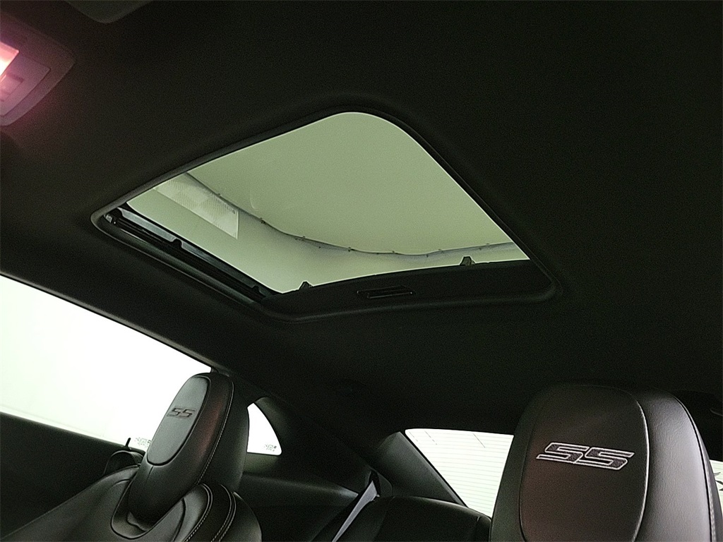 2011 CHEVROLET CAMARO - Image 12