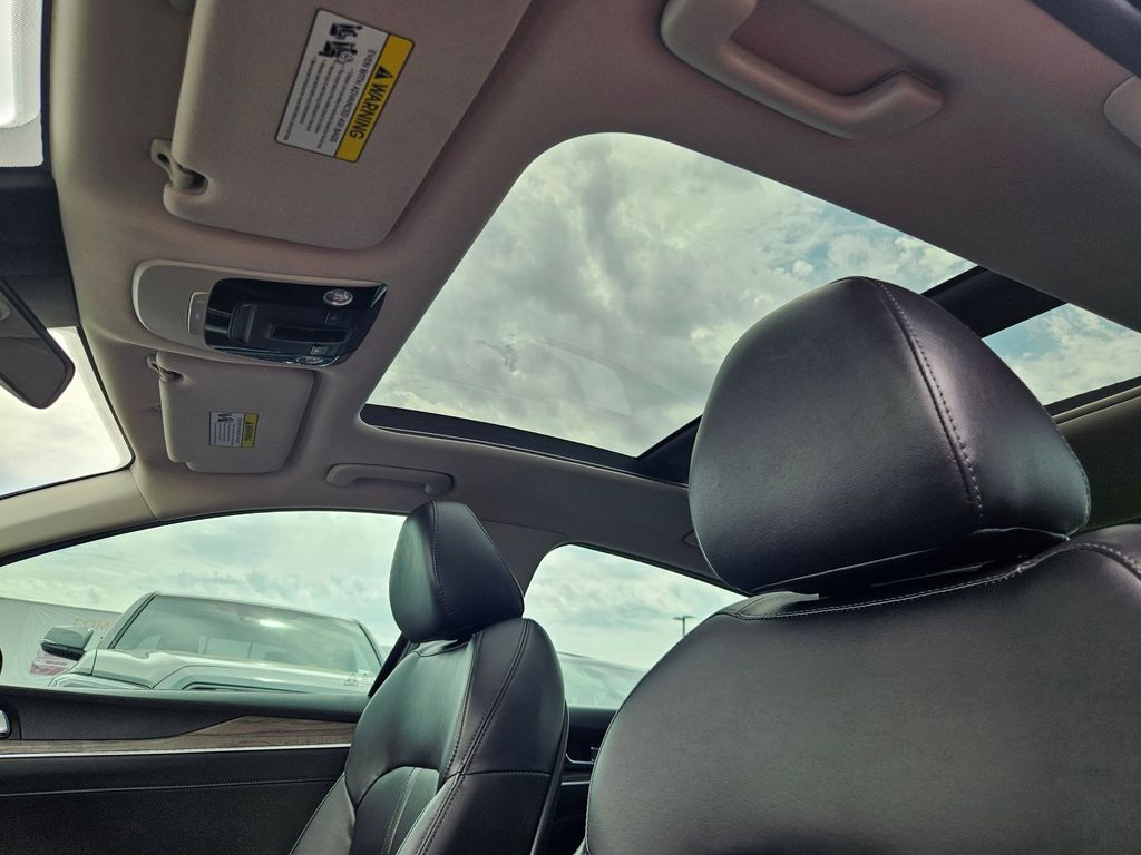 2021 Kia K5 EX photo 23