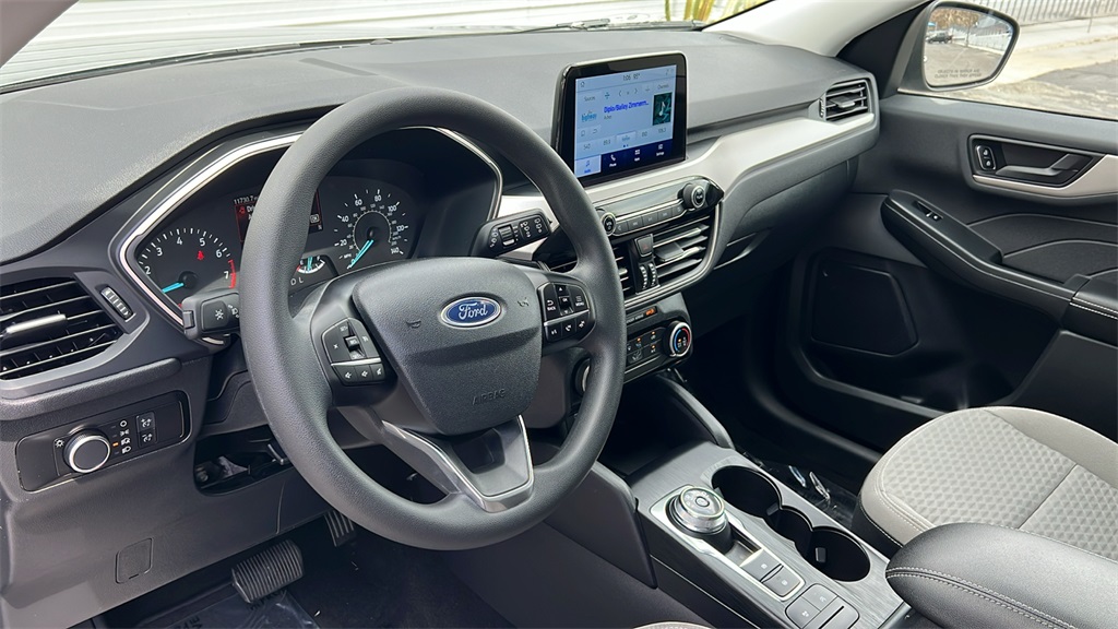 2022 Ford Escape SE photo 9