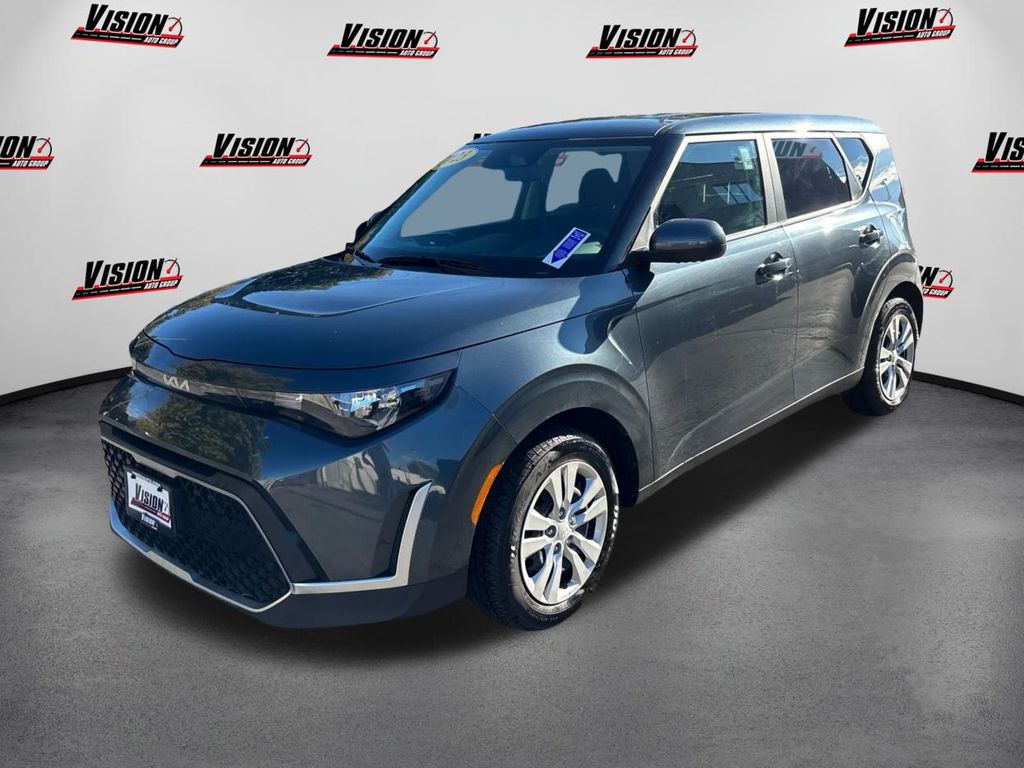 2023 Kia Soul LX