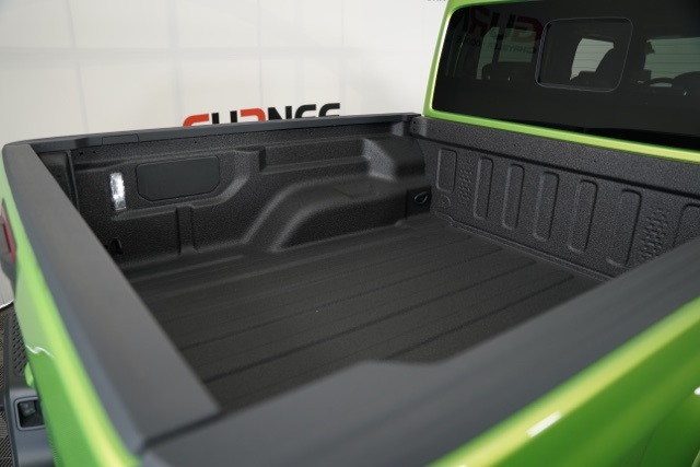 2025 Jeep Gladiator Sport photo 36