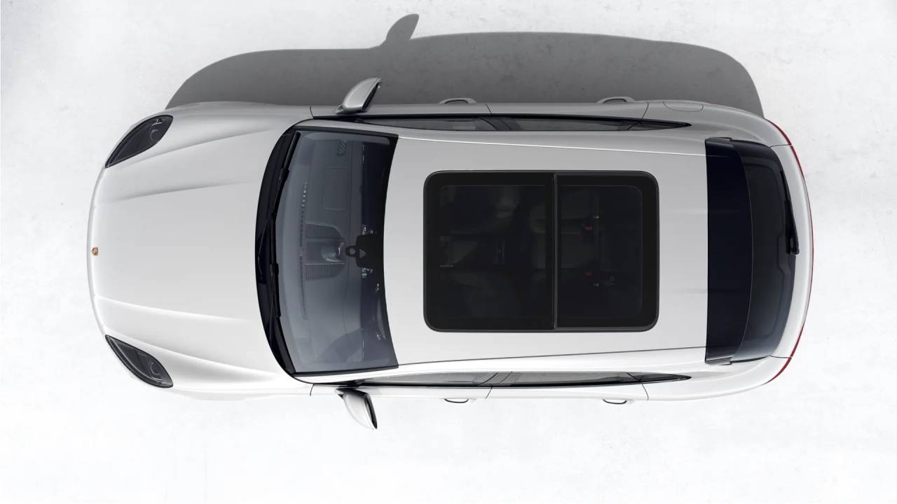 2026 Porsche Macan T photo 6