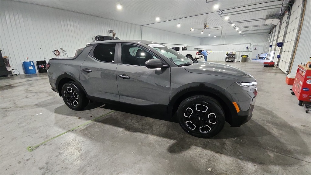 2023 Hyundai Santa Cruz SEL photo 2