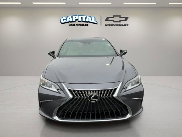2023 Lexus ES 350's photo