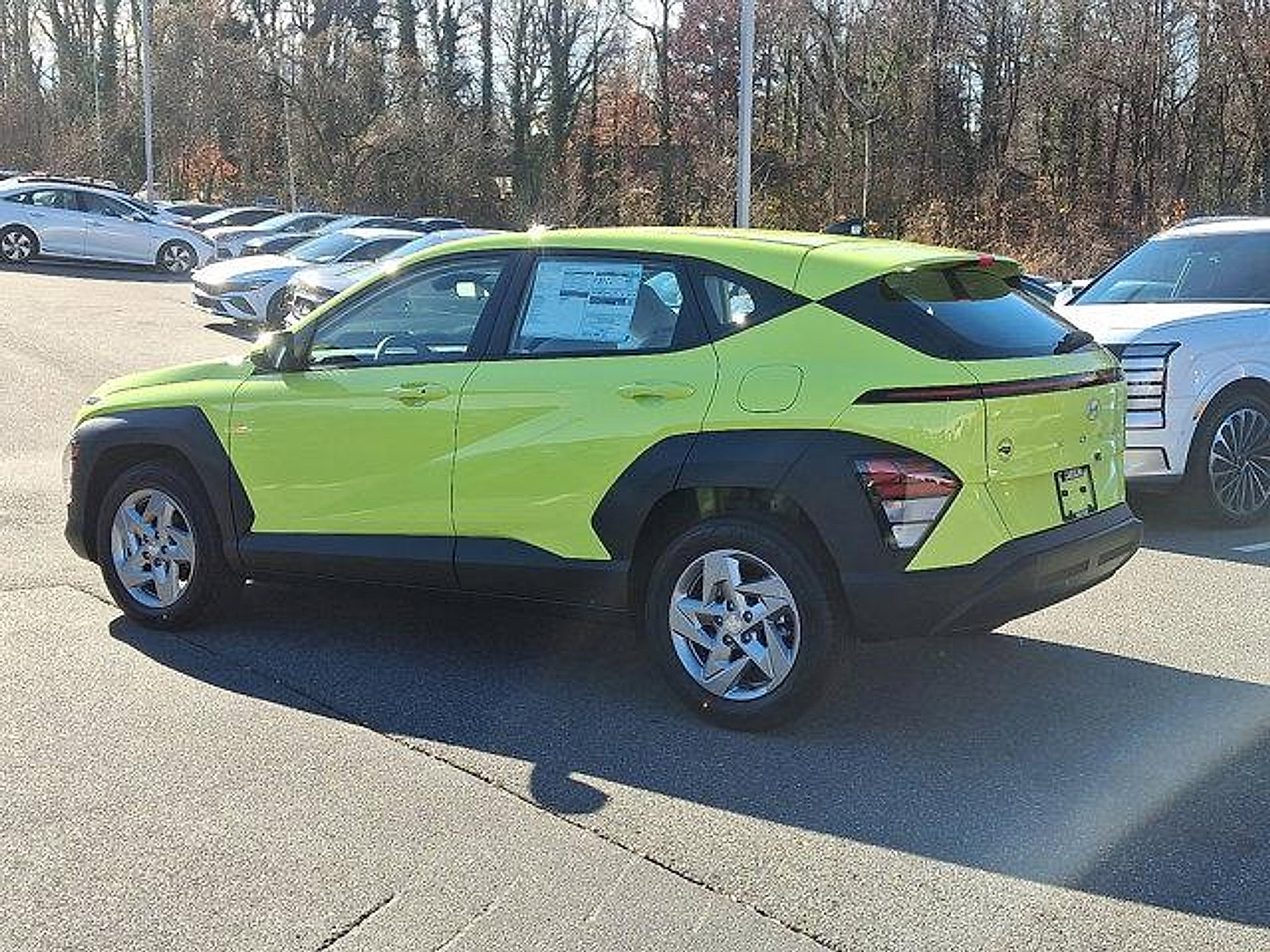 2026 Hyundai Kona SE photo 3