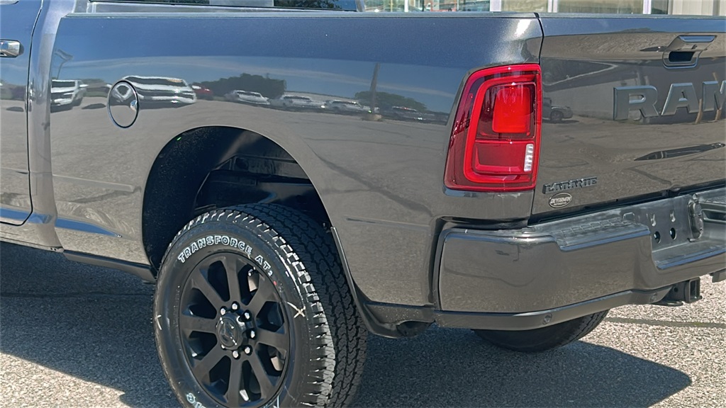 2025 Ram 2500 Laramie photo 6