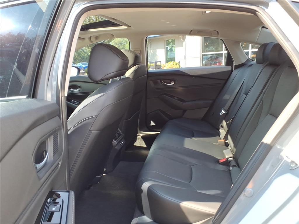 2023 Honda Accord Hybrid Touring photo 13