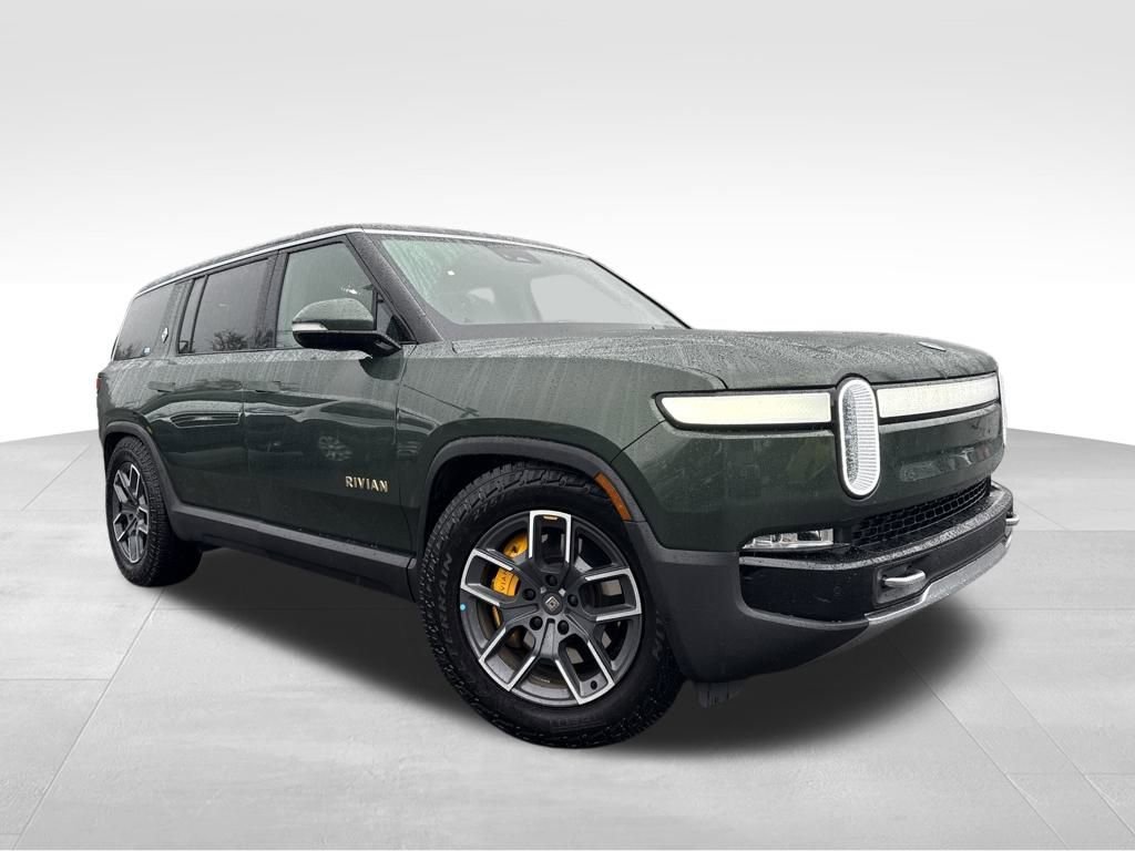 2023 Rivian R1S Adventure's photo