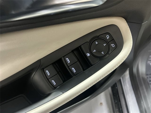 2025 Buick Encore GX Sport Touring photo 6