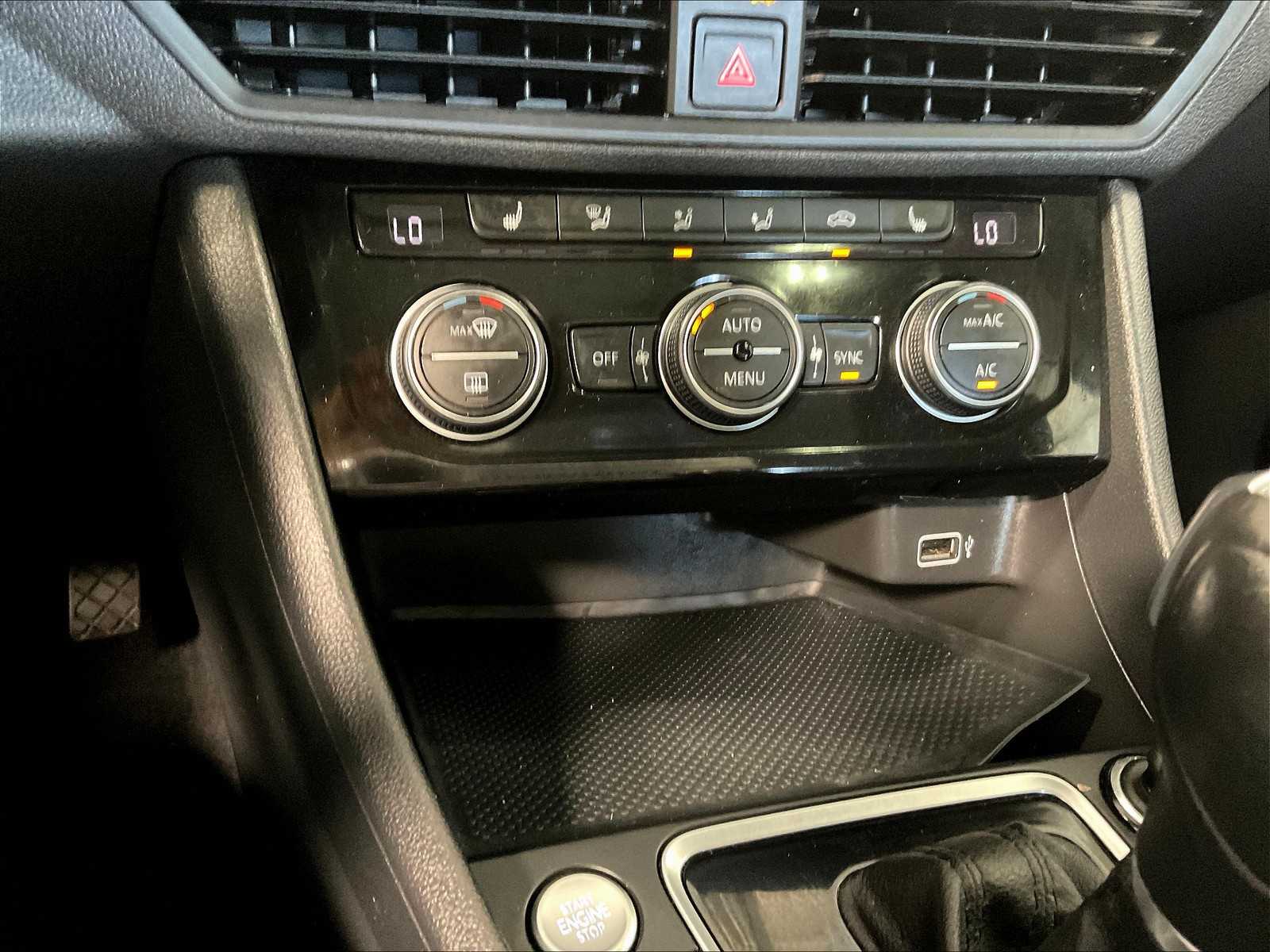 2019 Volkswagen Jetta SE photo 24