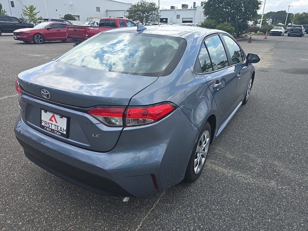 2023 Toyota Corolla LE photo 5