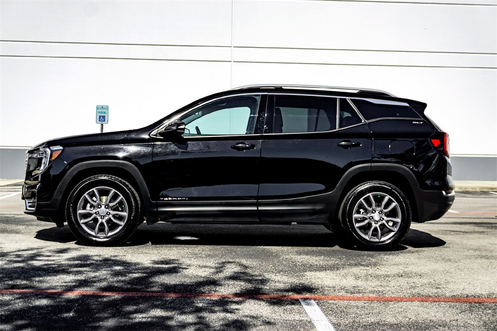 2024 Gmc Terrain SLT photo 8