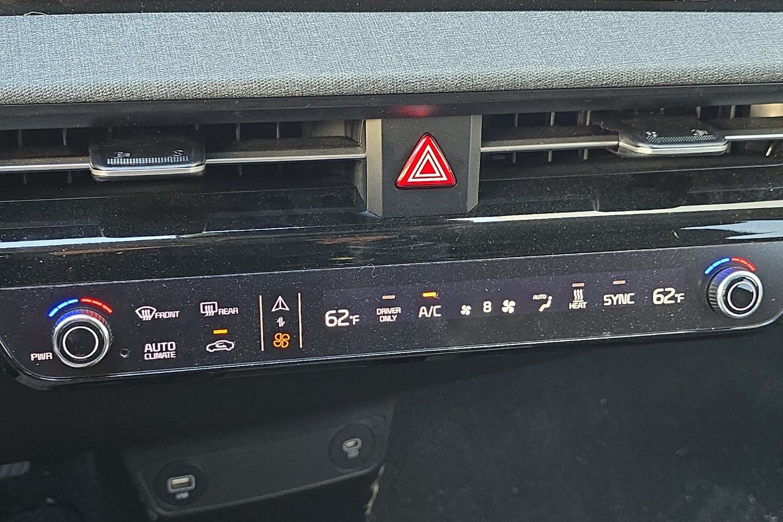 2024 Kia EV6 Light Wind photo 22
