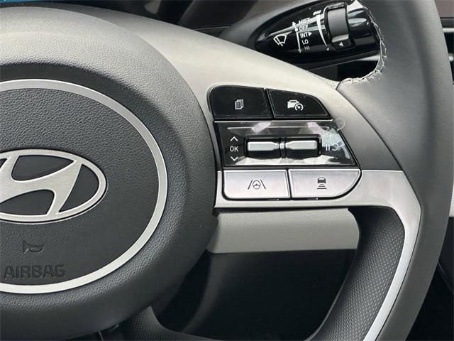 2025 Hyundai Elantra Hybrid Limited photo 24
