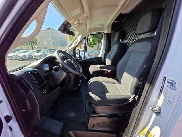 2023 Ram ProMaster 2500 Base photo 18