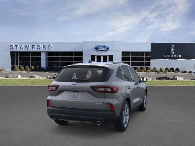 2025 Ford Escape ST-Line photo 7