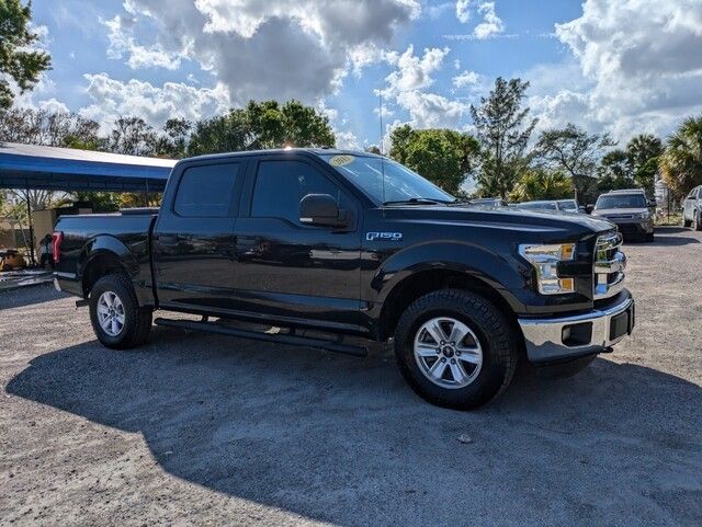2015 Ford F-150 XLT photo 8