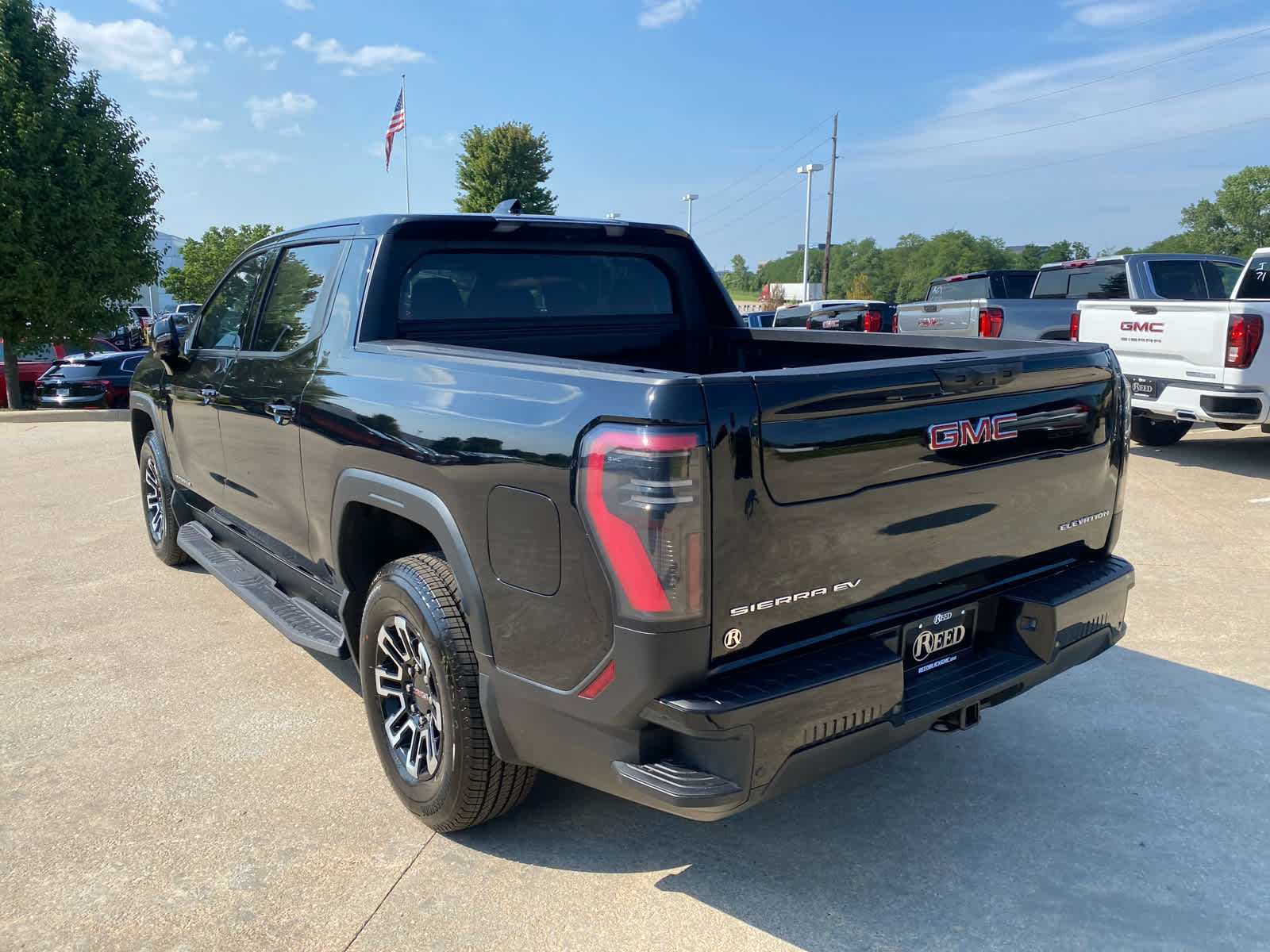 2026 Gmc Sierra Elevation photo 8