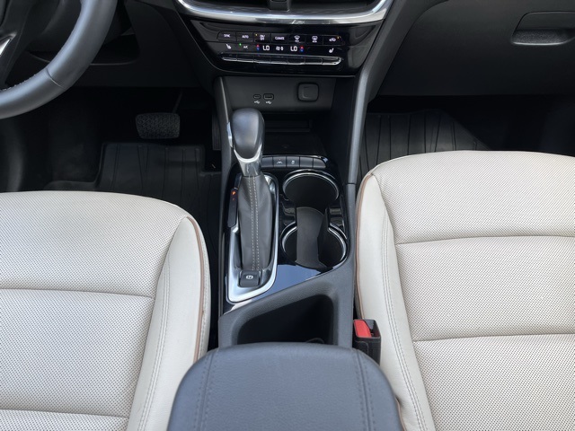 2024 Buick Encore GX Avenir photo 17