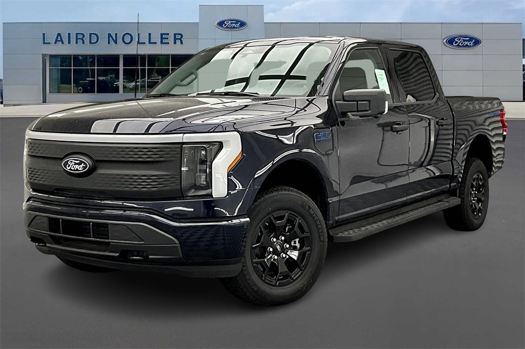 2025 Ford F-150 Lightning XLT's photo