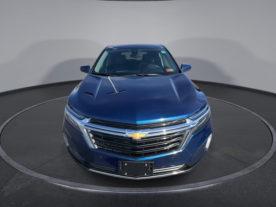 2022 Chevrolet Equinox LT photo 2