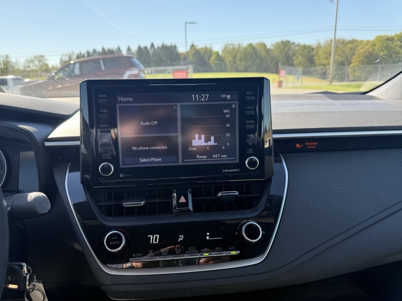 2022 Toyota Corolla SE photo 12