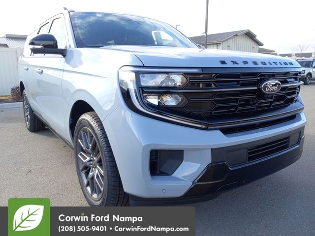 2025 Ford Expedition Platinum's photo