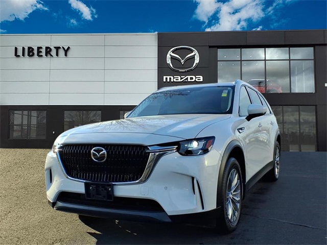 2025 Mazda CX-90 Preferred Package's photo