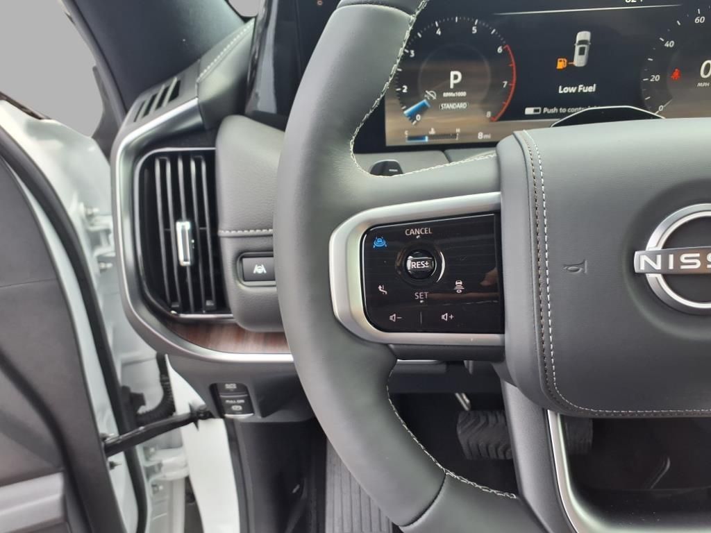 2025 Nissan Armada Platinum Reserve photo 8