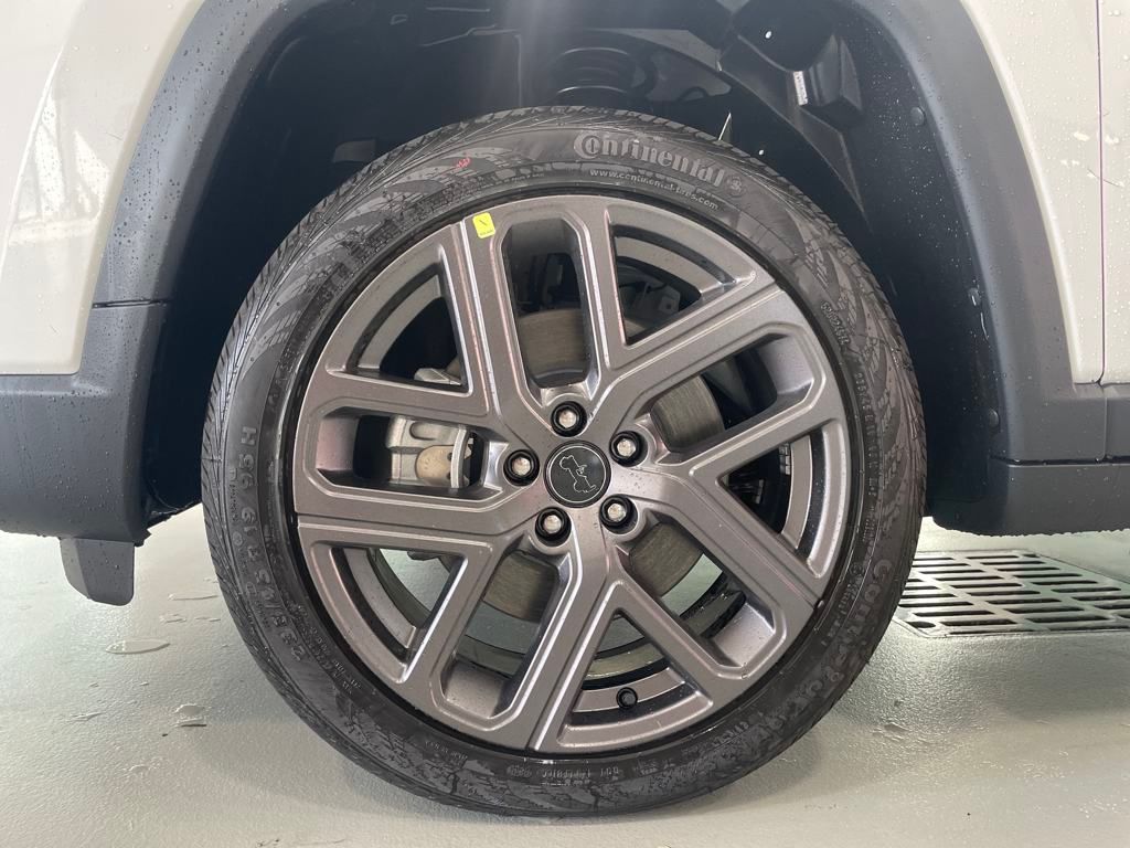 2025 Jeep Compass Limited photo 4