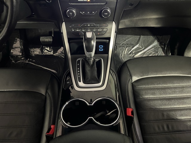 2018 Ford Edge SEL photo 12