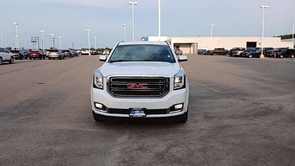2016 Gmc Yukon SLT photo 3