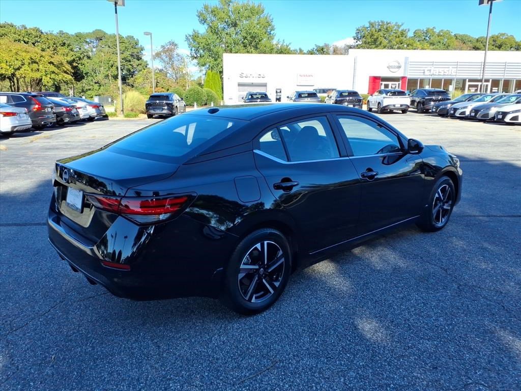 2025 Nissan Sentra SV photo 3